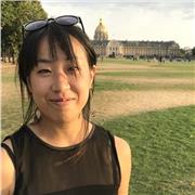 Professeur de danse japonaise donne des cours de danse classique et contemporaine: moderne, jazz, improvisation